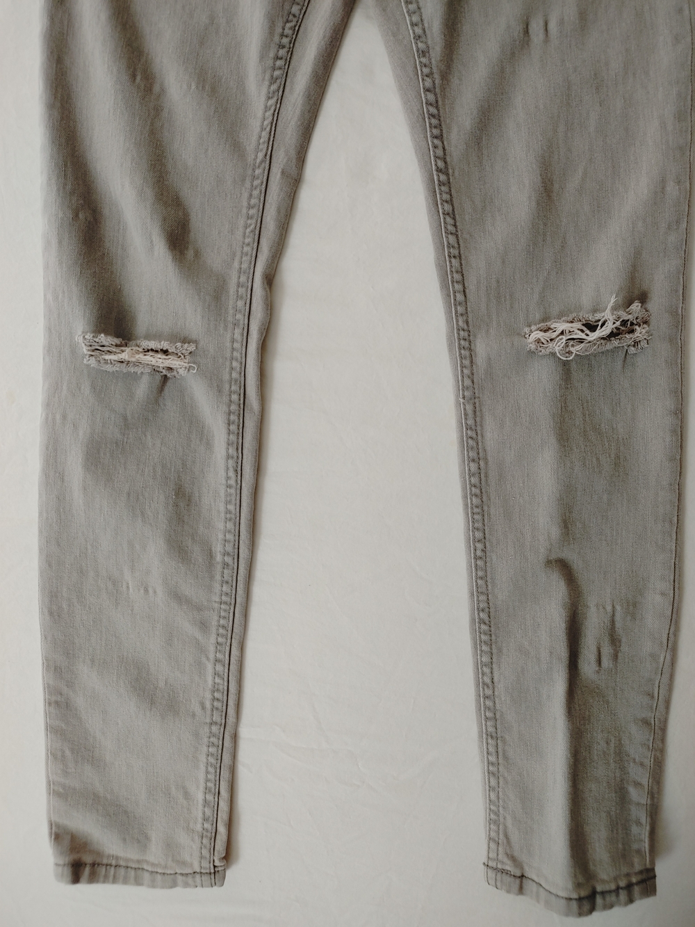 Roxy Come Show Up Women's Gray Skinny Jeans Distressed Knees Size 29 Y2k - Picture 5 of 8